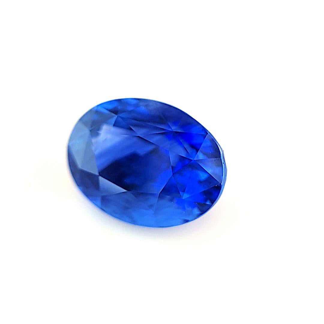 3.71ct Cornflower Blue Sapphire
